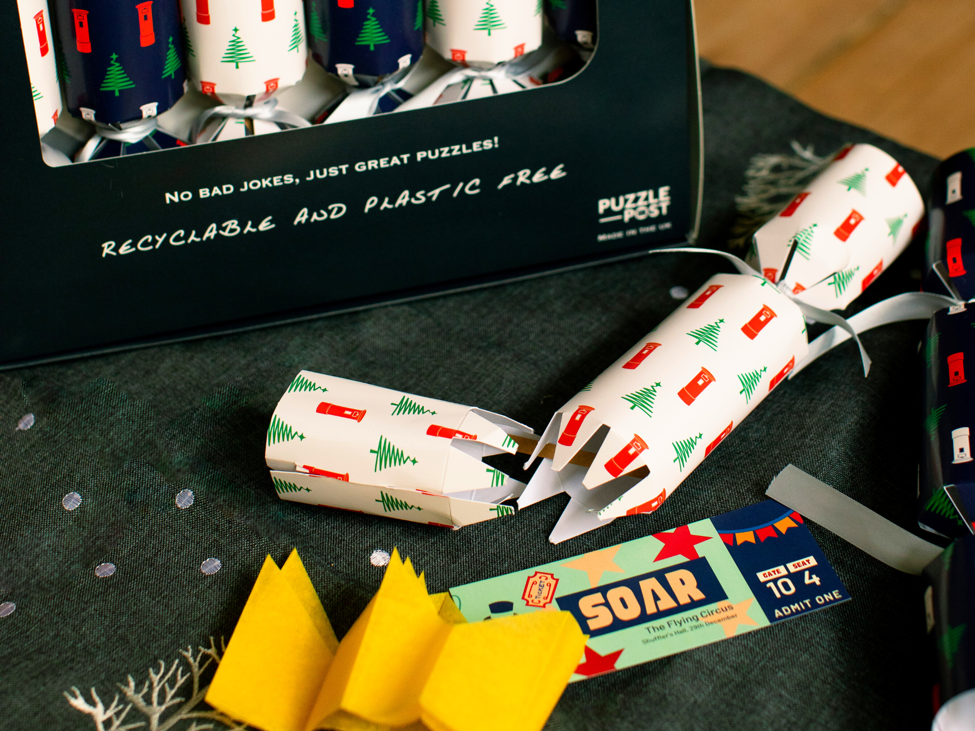 Cracker Puzz Puzzling Crackers