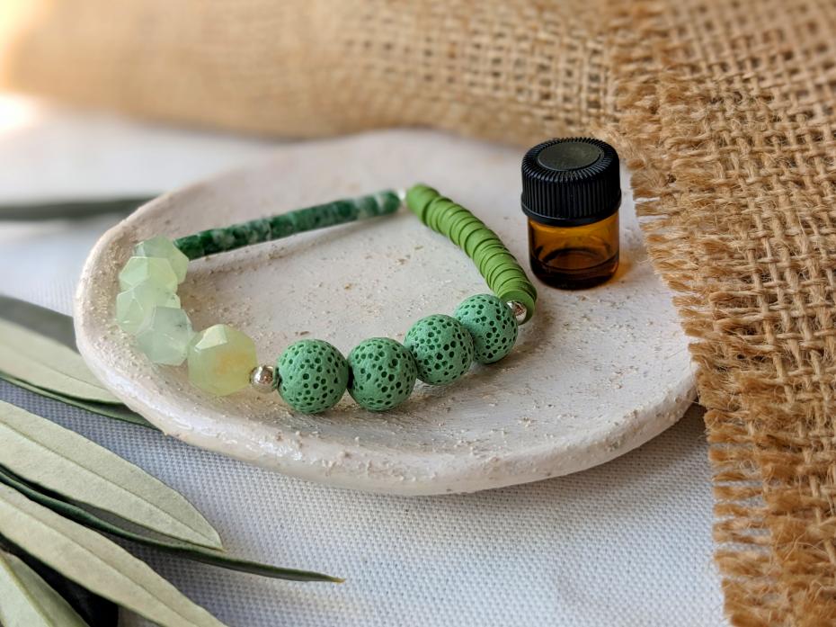 Aromatherapy Essential Oil Diffuser Bracelet – Prehnite, Moss Agate & Lava bead gemstone bracelet