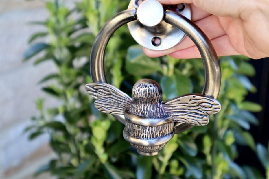Brass Bumble Bee Ring Door Knocker - Pewter Finish