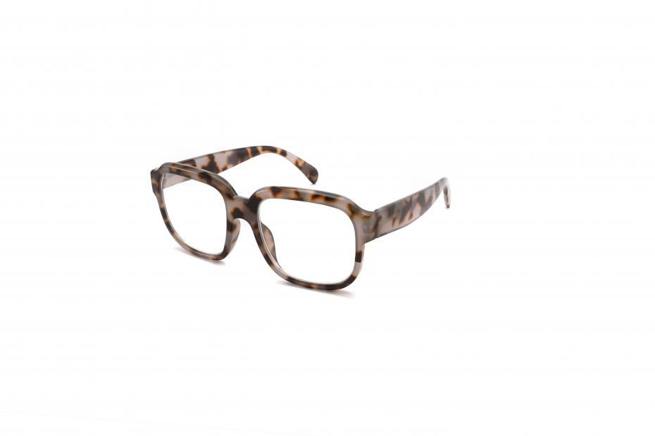 Pedro in White Tortoiseshell