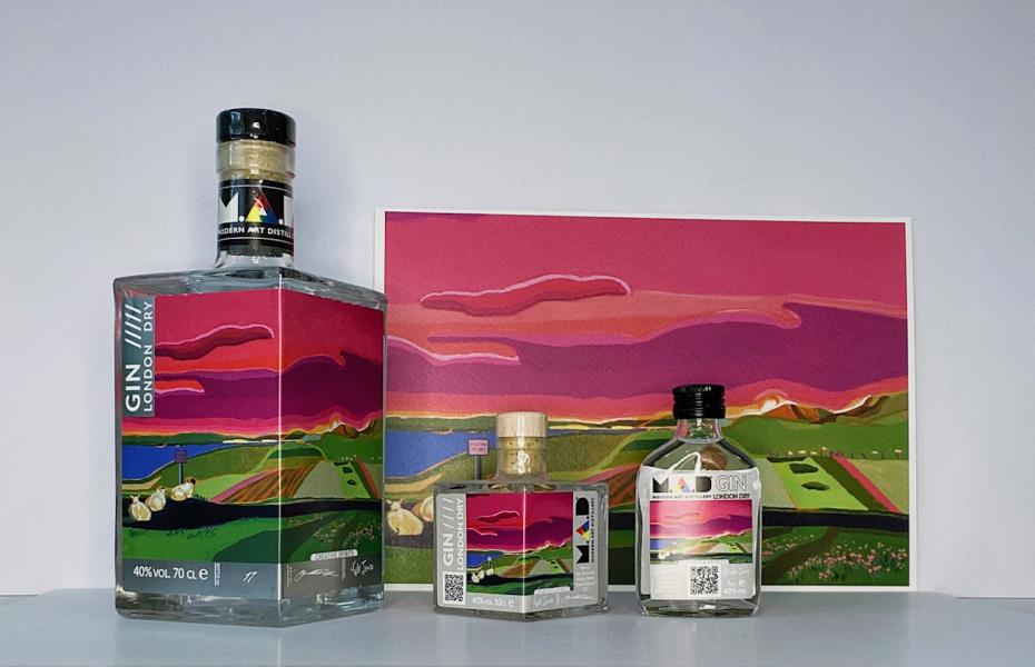 London Dry Gin - 70cl, 10cl & 5cl bottles plus art work