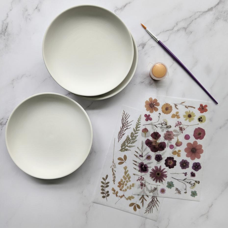 Luxe Décor Trinket Dish Making Kit Contents from Robert Frederick