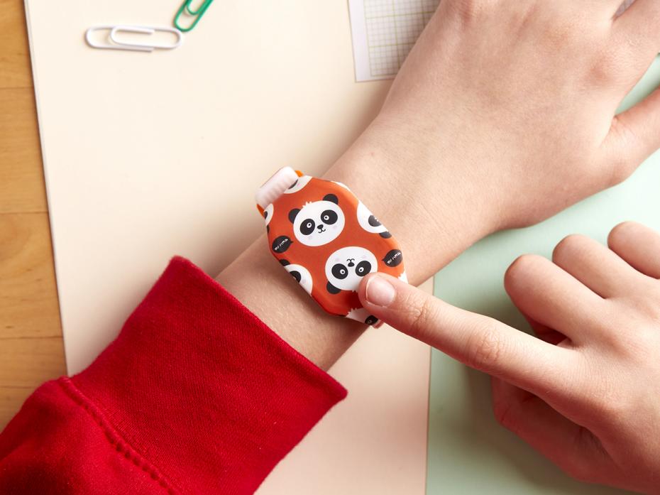 Cutiemals Panda Repeat LED Digital Watch