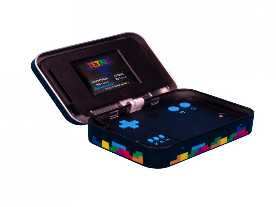 Tetris Arcade in a tin open