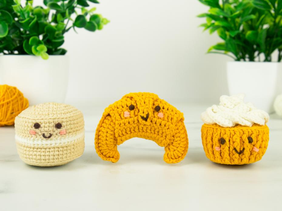 Pocket Crochet Kits - Patisserie 3