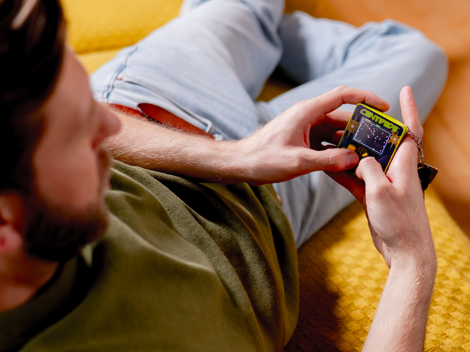 Easy, addictive fun at home or on the go &ndash; the perfect little gift for gamers of any age.