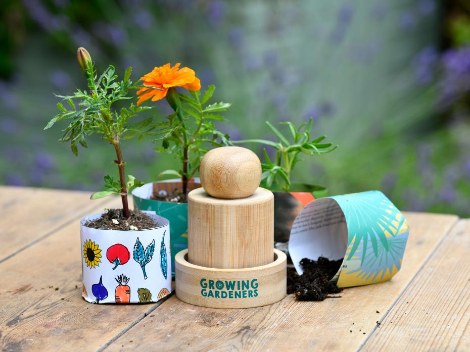 Burgon and Ball RHS Growing Gardeners make your own seedling pots