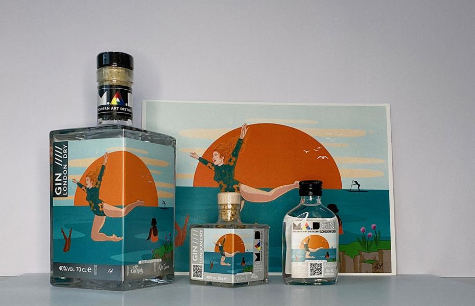 London Dry Gin - 70cl, 10cl & 5cl bottles plus art work