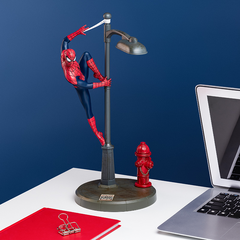 Spiderman Lamp lifestyle