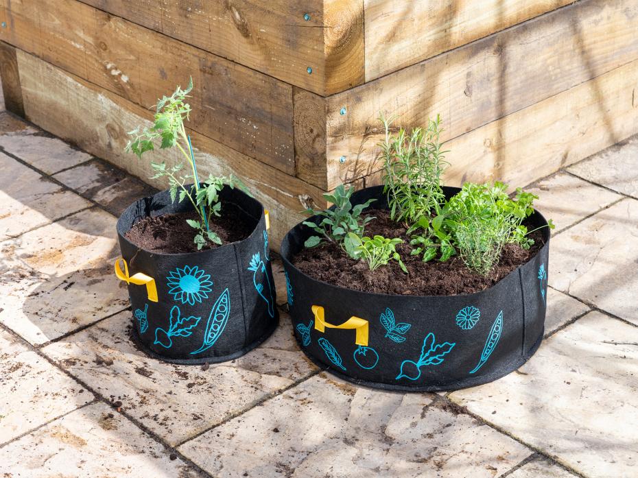 Burgon and Ball RHS Growing Gardeners outdoor planters