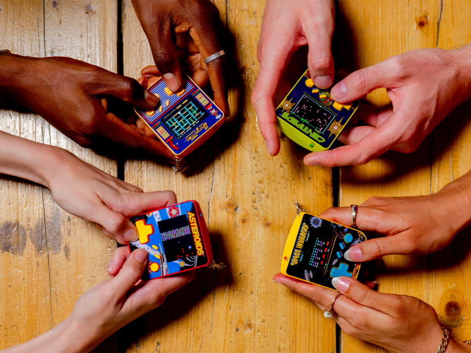 Super Micro Keychain Gamer