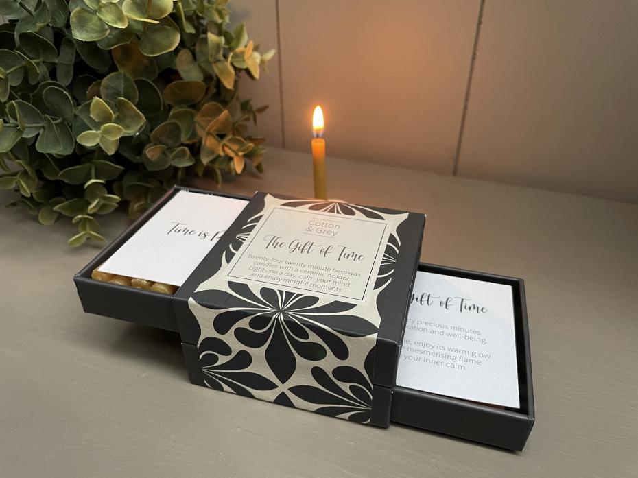 Gift Of Time Twenty Minute Candles Gift set
