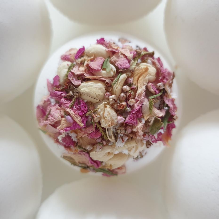 Posy Secret Bath Bomb