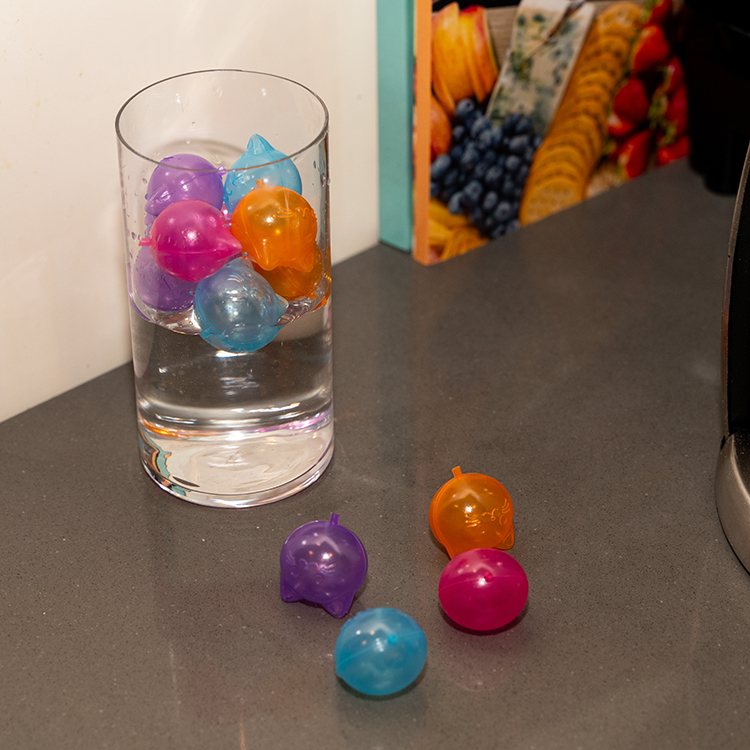 24 Reusable Cat Ice Cubes in use