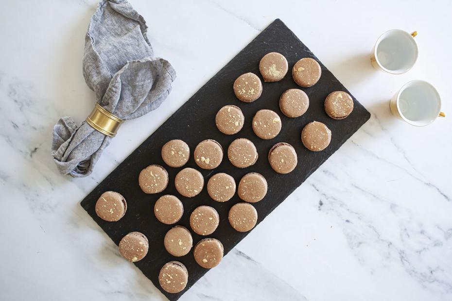 Chocolate & Gold Macaron