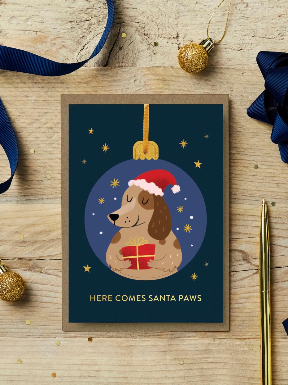 A best-selling Santa paws