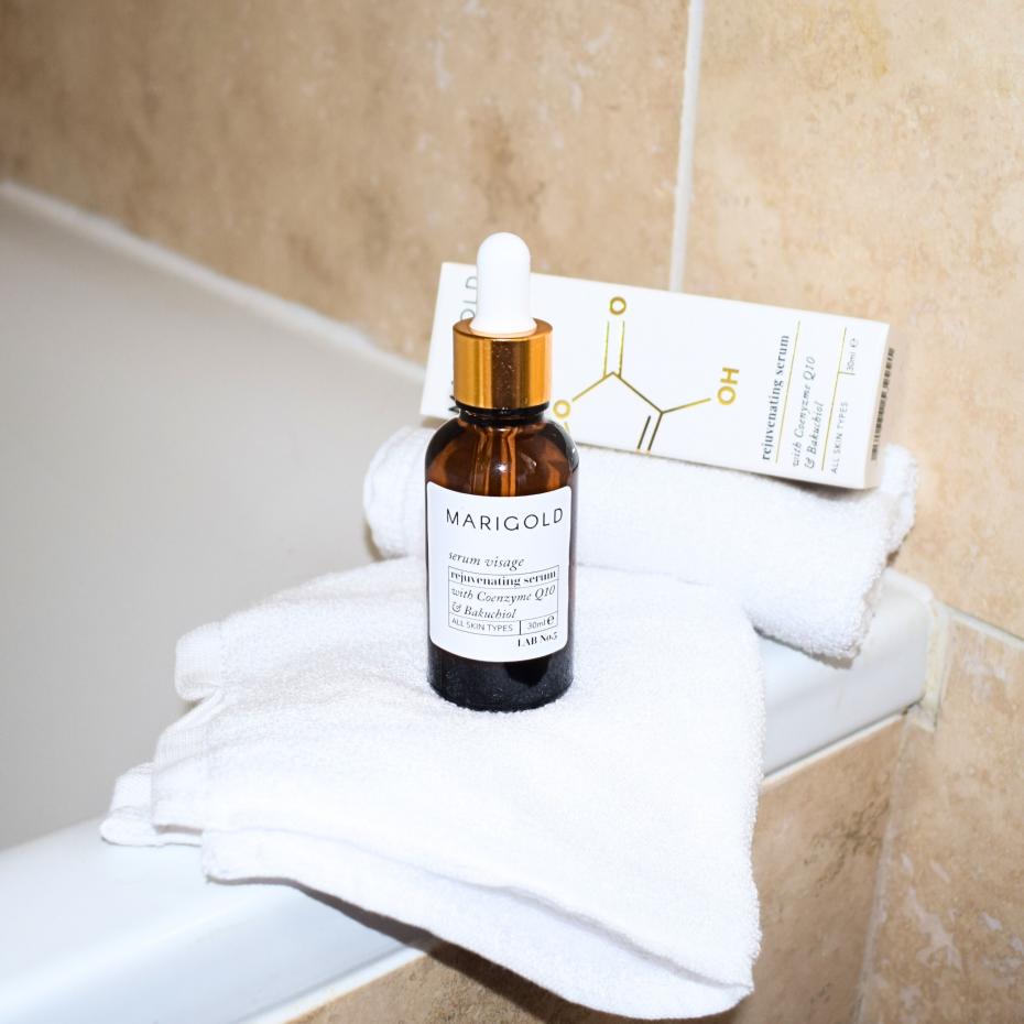 Rejuvenating face serum