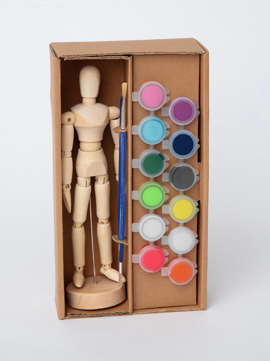 Paint & Pose - Customizable Artists Mannequin - Packaging