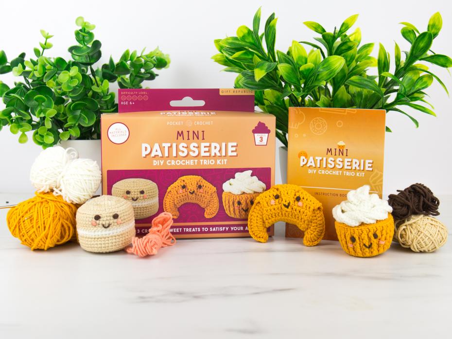 Pocket Crochet Kits - Patisserie 2